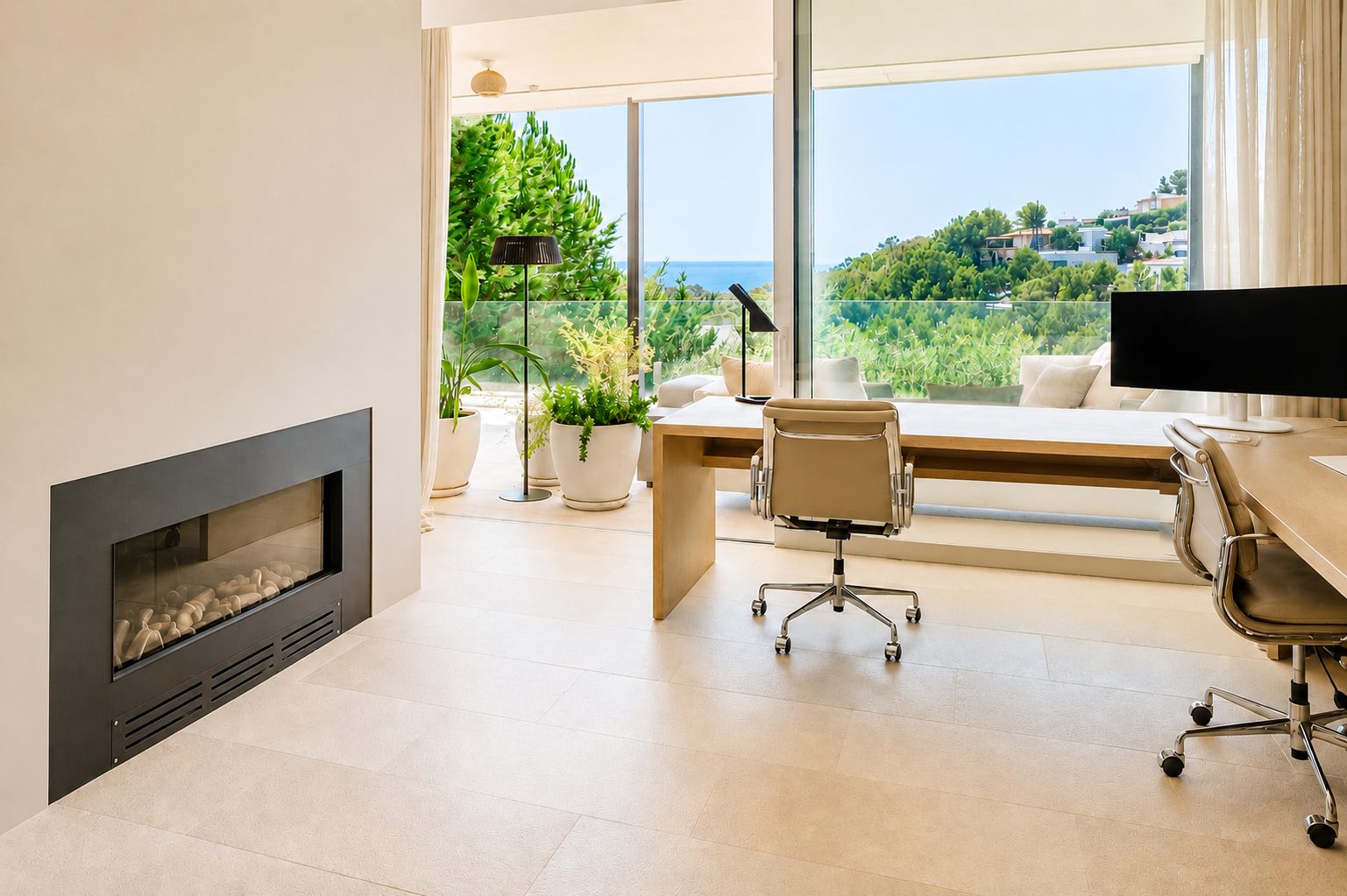 Vila moderna amb vistes al mar en un entorn tranquil a la Costa d'en Blanes-21