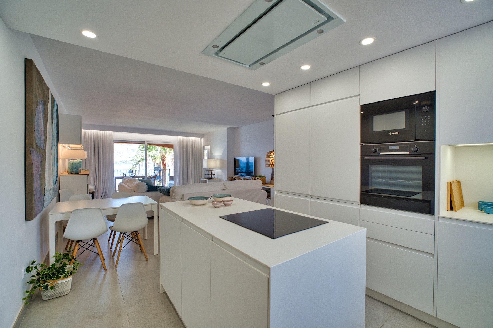 High-quality renovated apartment on the seafront in Betlem-7