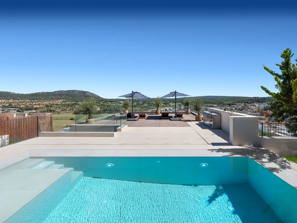 Gerenoveerde villa met panoramisch uitzicht-10