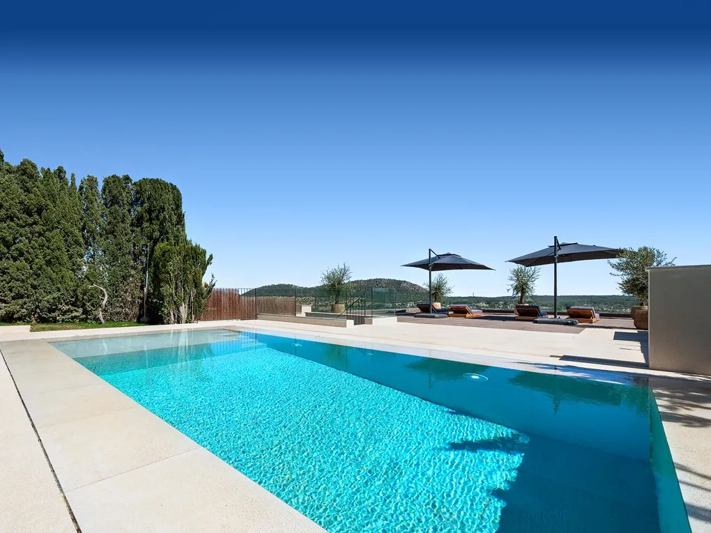 Renoveret villa med panoramaudsigt-2