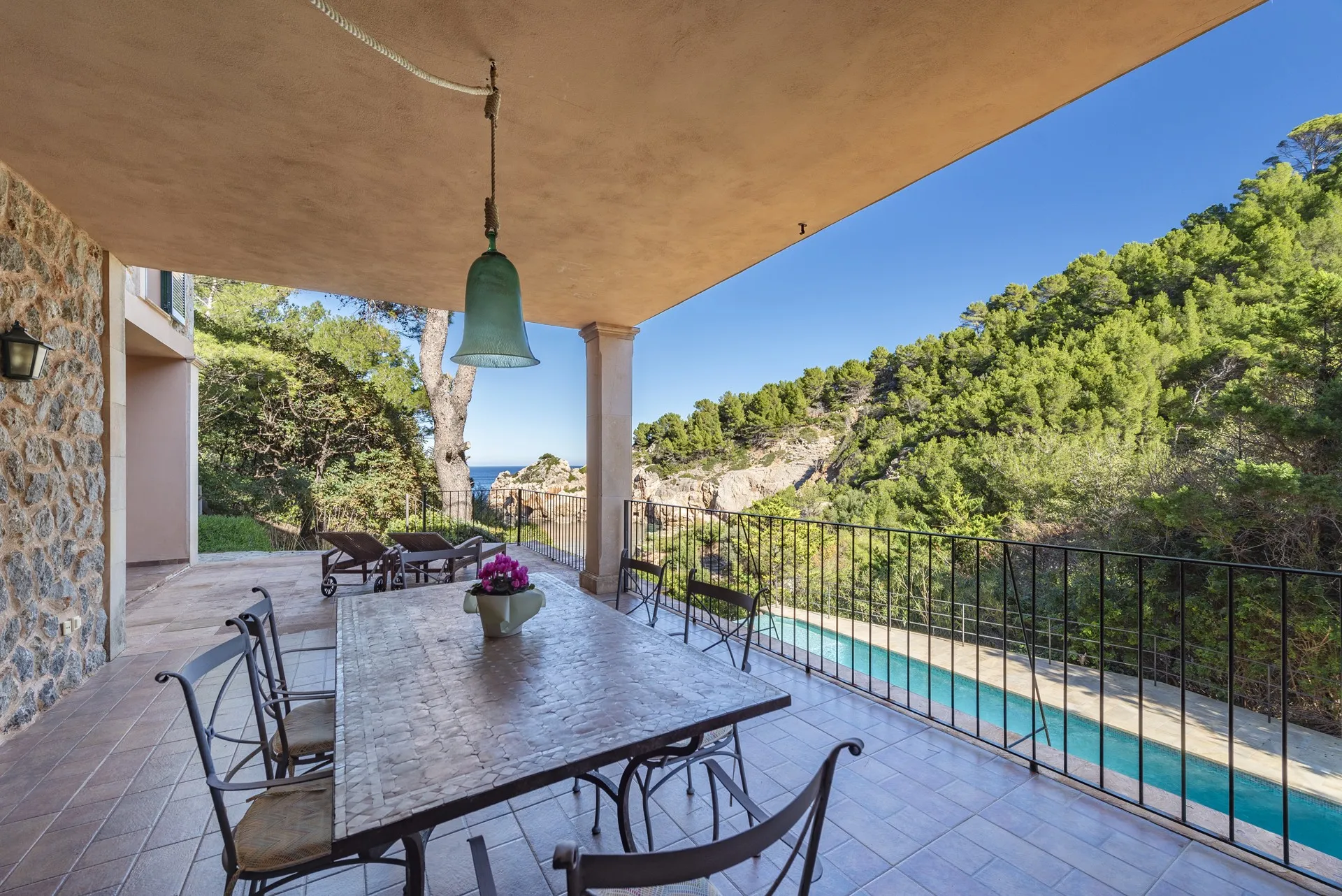 Luxury mediterranean villa in Cala Deià-16