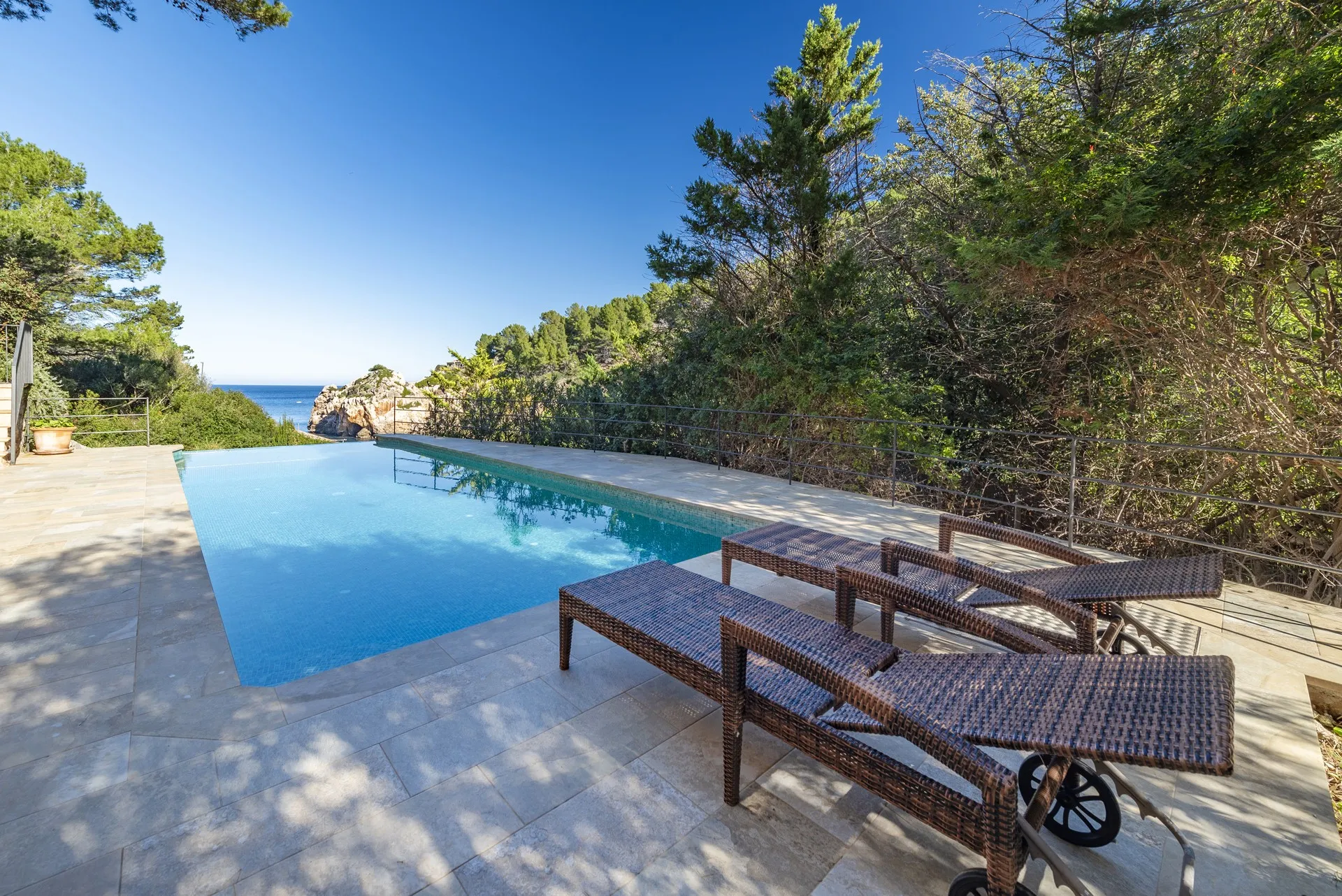 Luxury mediterranean villa in Cala Deià-1
