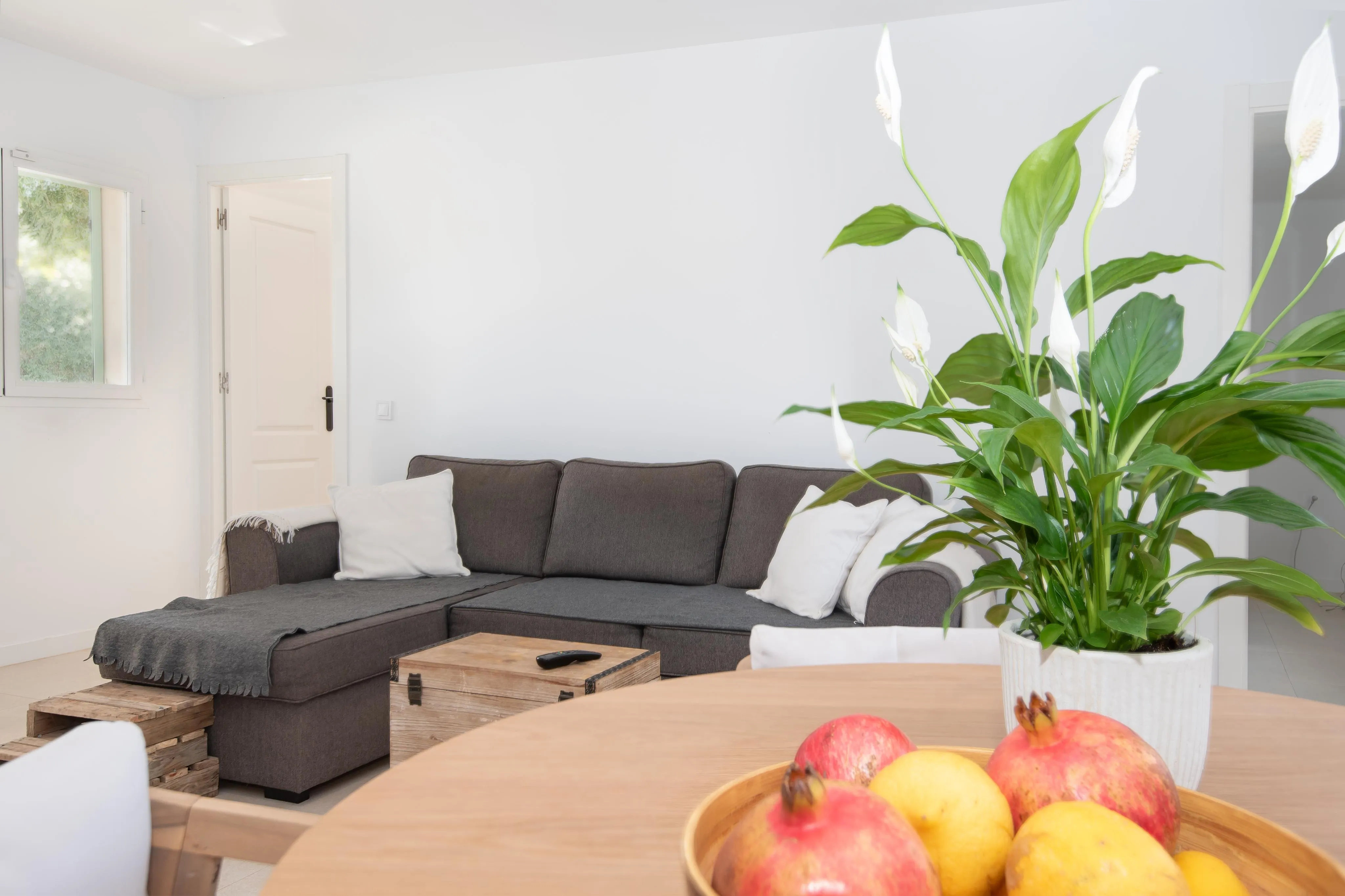 Maison de campagne rénovée avec vue panoramique sur les montagnes-3