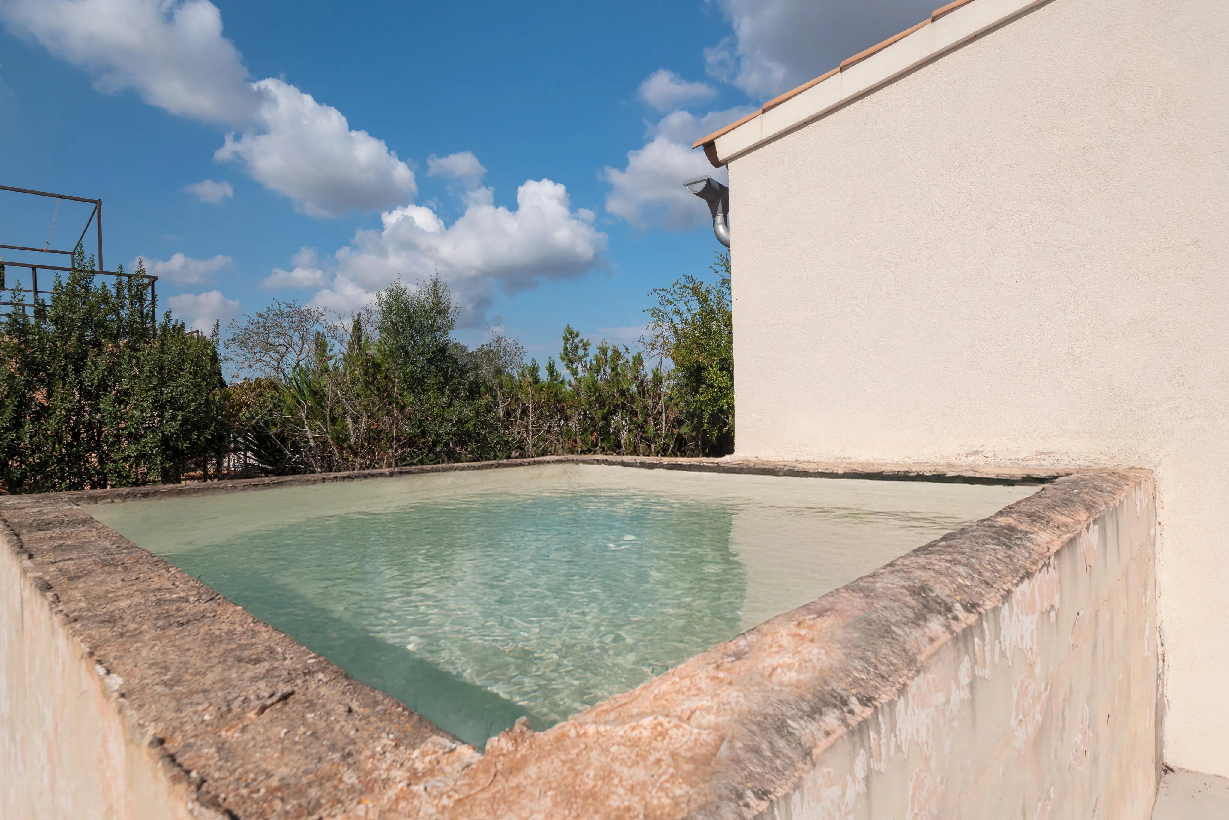 Maison de campagne rénovée avec vue panoramique sur les montagnes-18