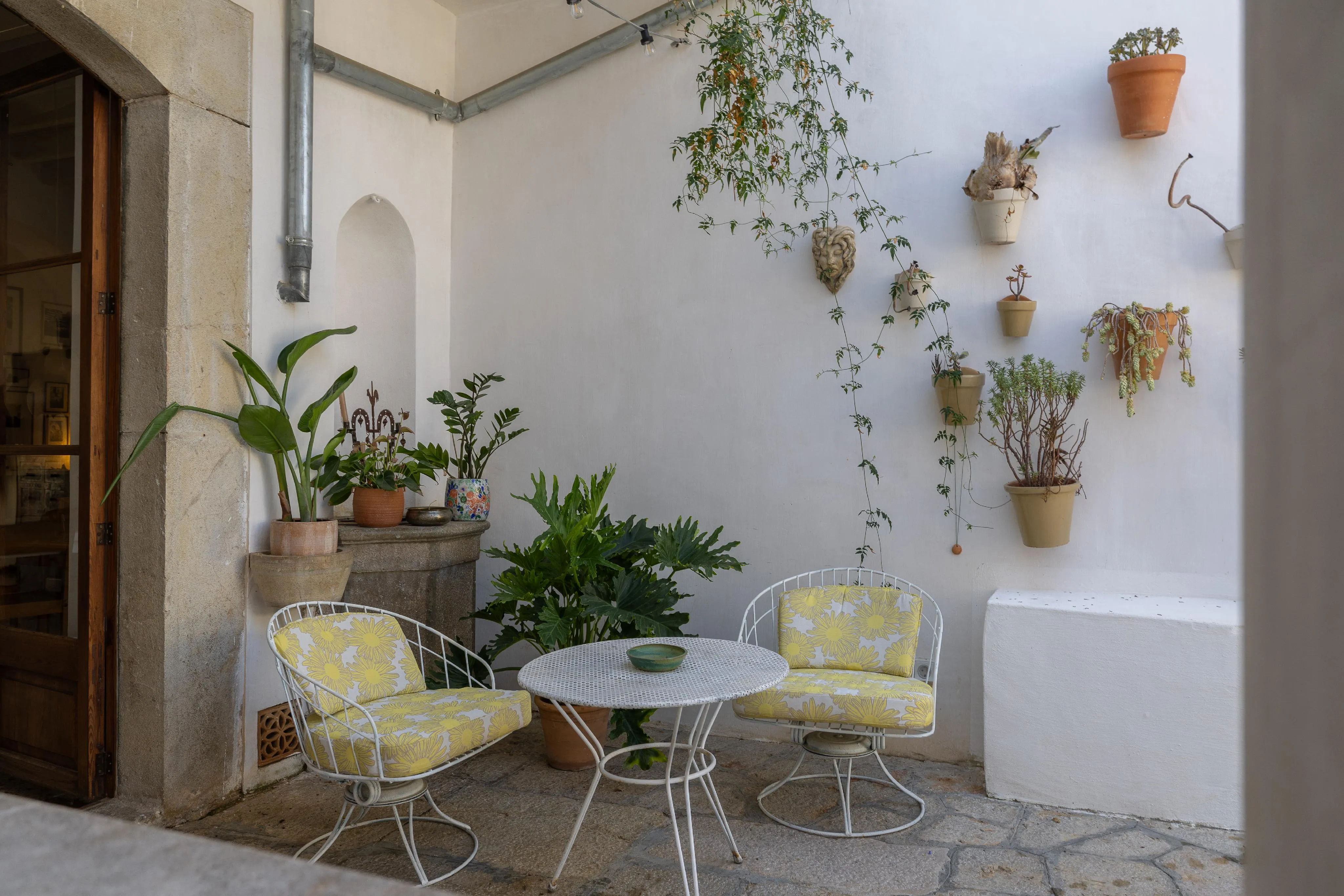 Charming townhouse with commercial space and pool in the heart of Binissalem-16