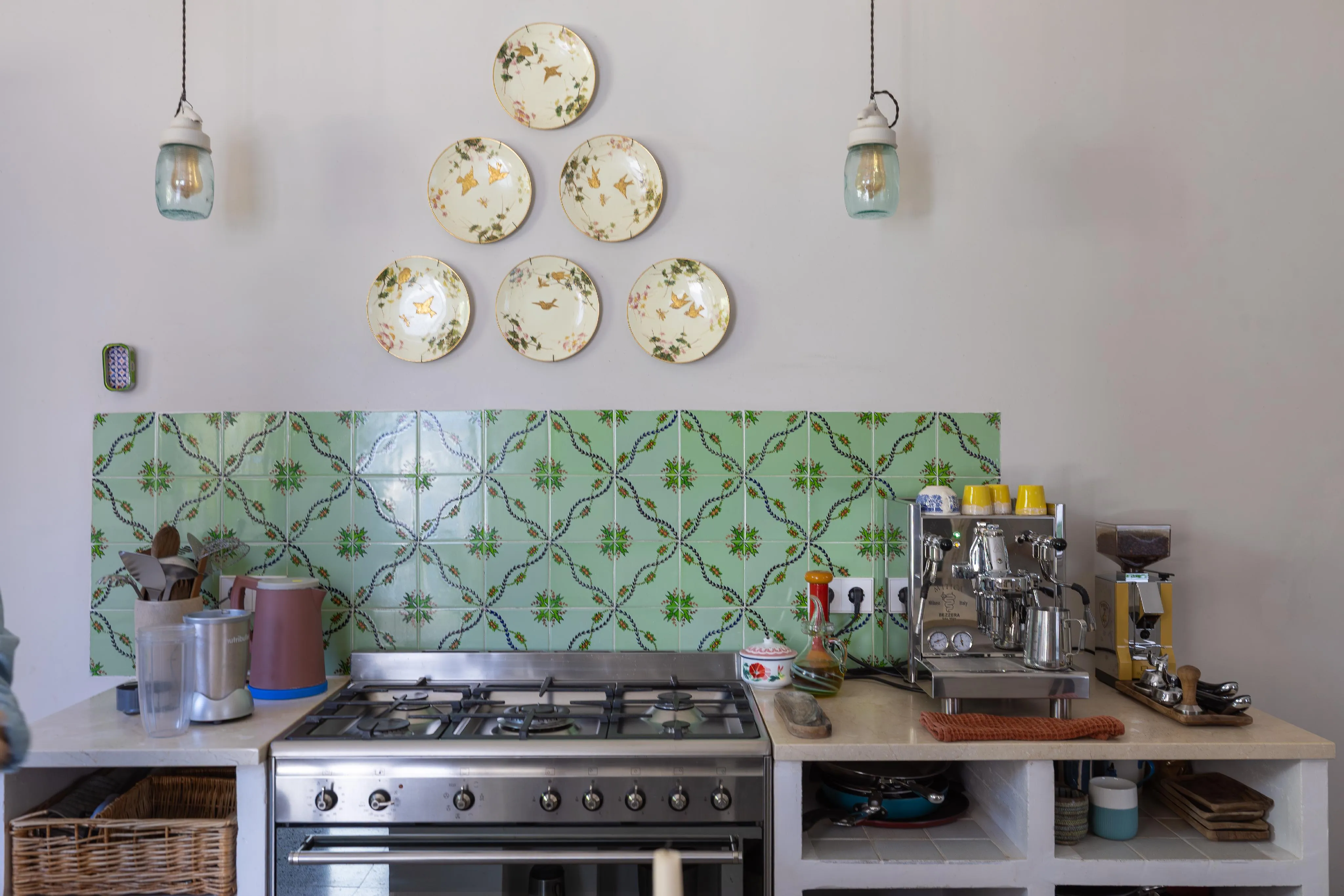 Large renovated townhouse with pool, garden, and terrace-5