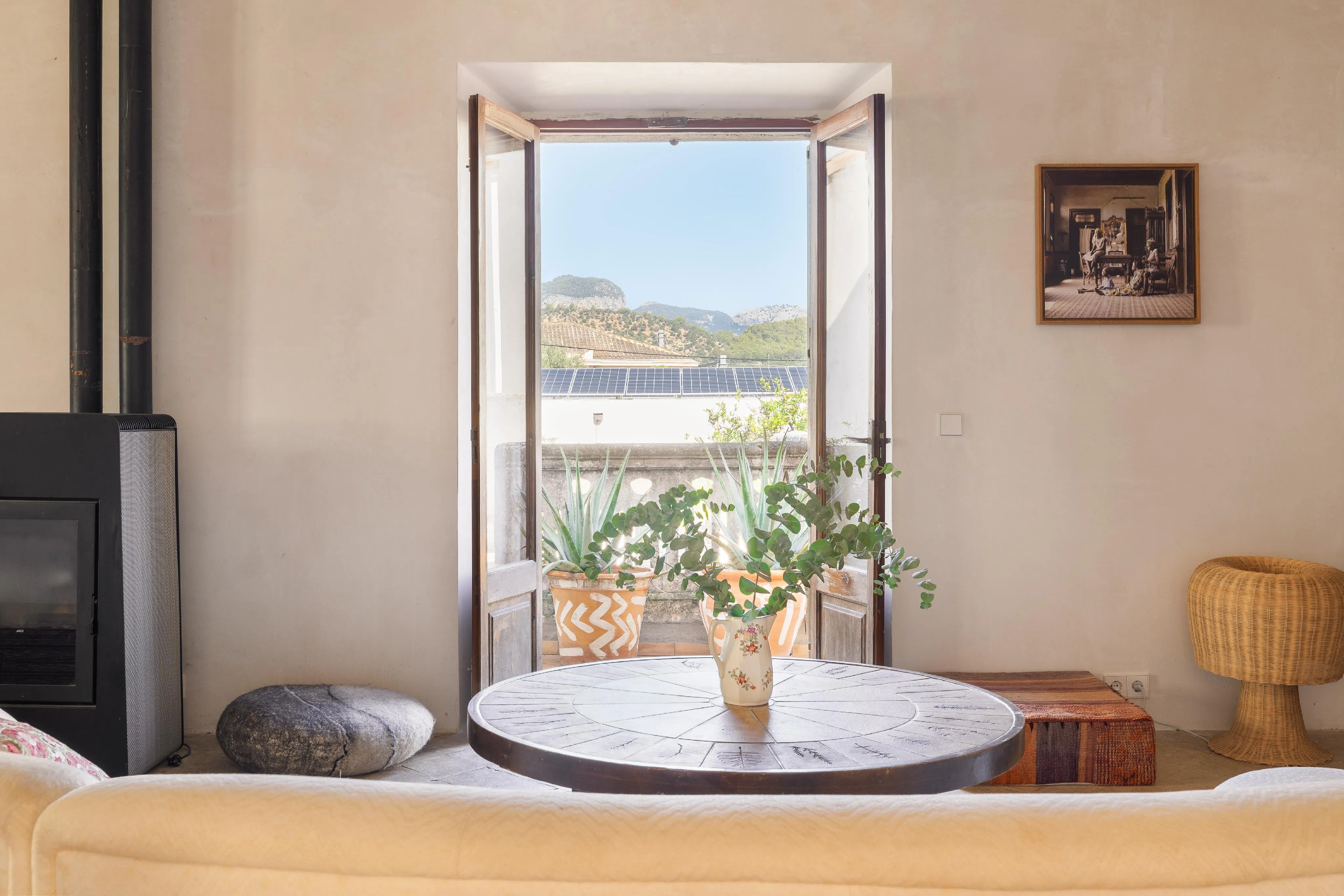 Charming townhouse with commercial space and pool in the heart of Binissalem-5