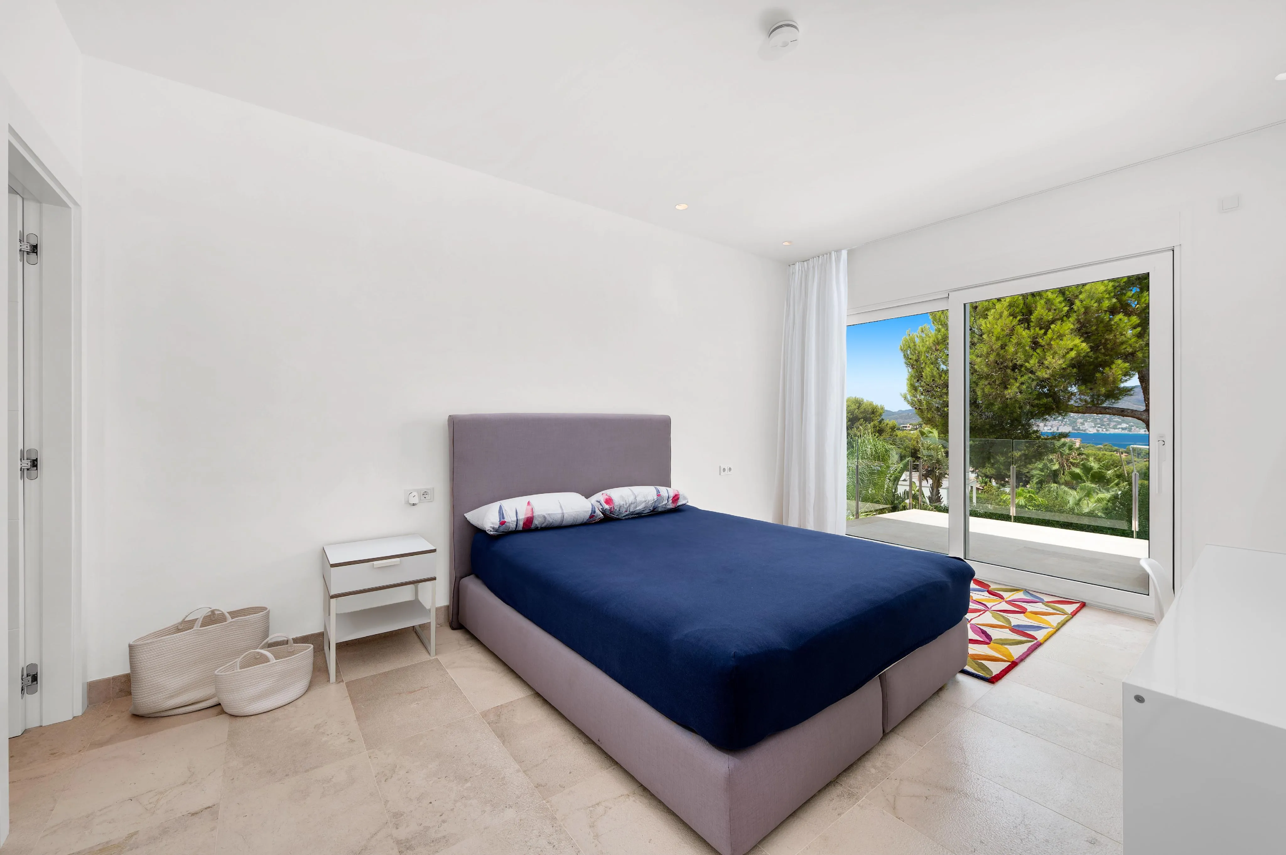 Vila moderna amb vistes panoràmiques al mar a Santa Ponsa-13