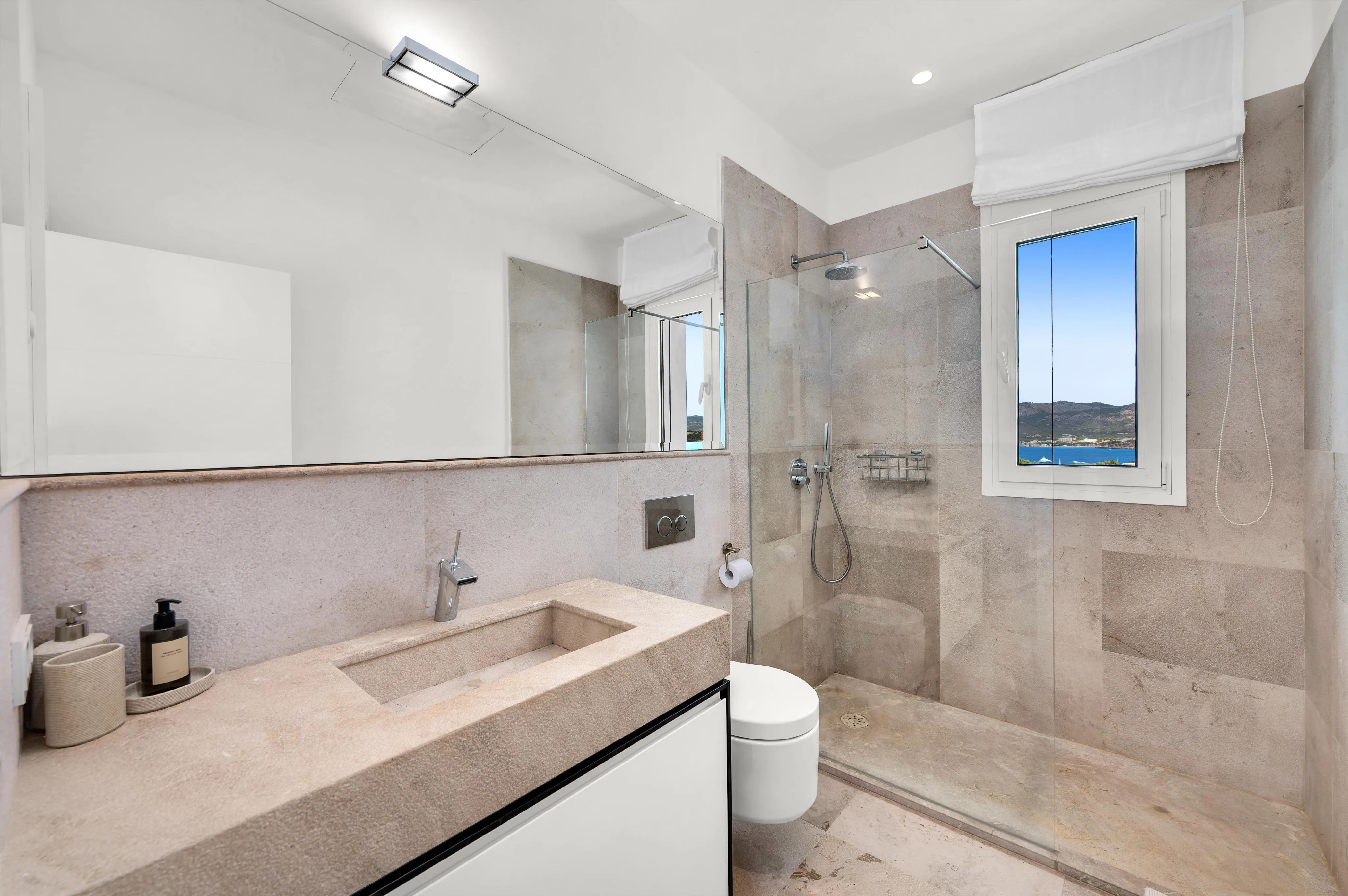 Villa moderna con vistas panorámicas al mar en Santa Ponsa-9