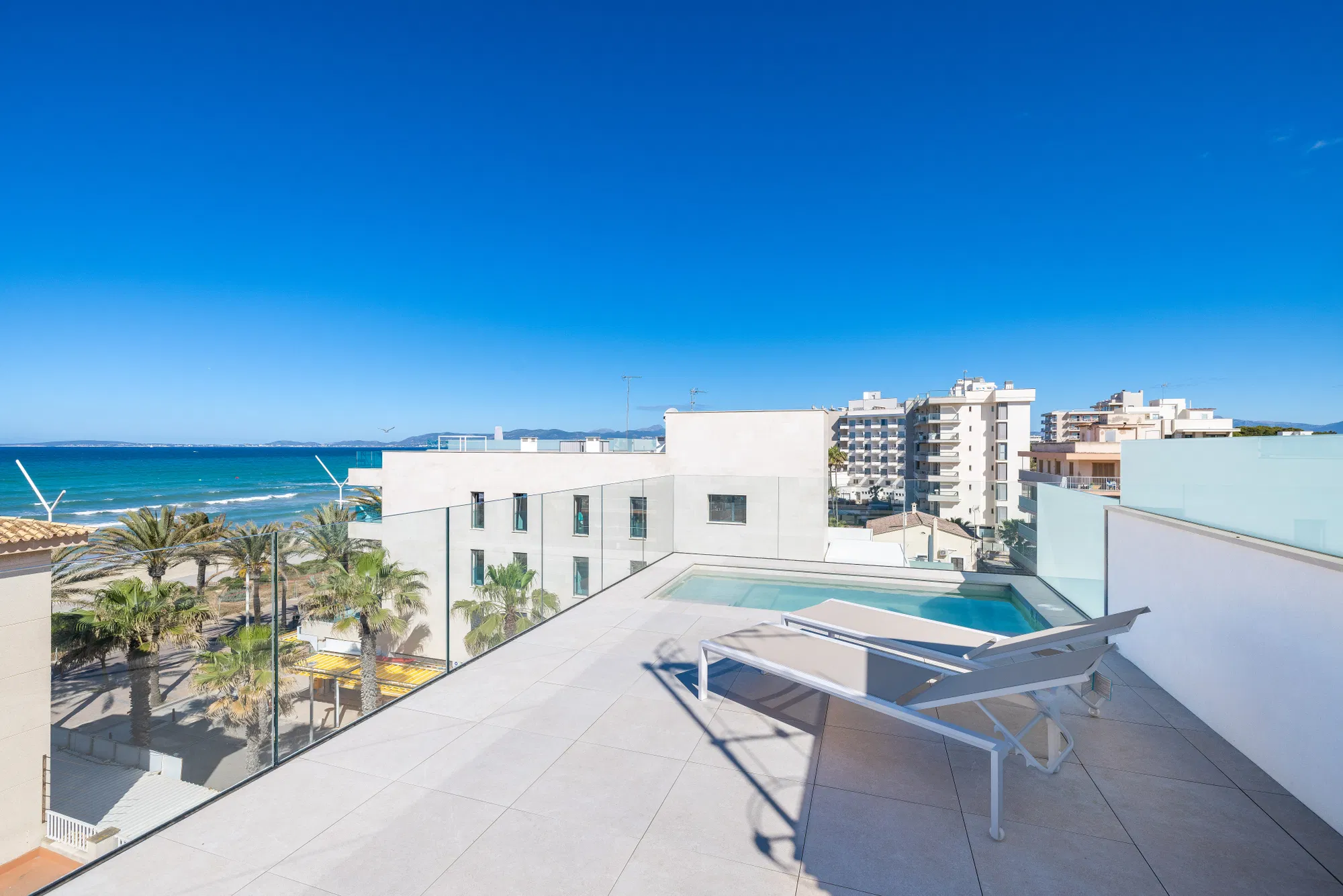 Magnificent duplex penthouse with terraces, private pool and sea views-2