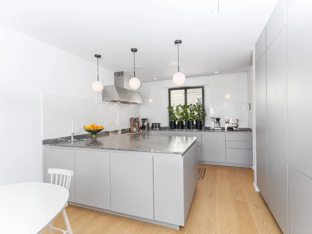 Casa ristrutturata con giardino, piscina, terrazza sul tetto e parcheggio a Palma de Mallorca - Molinar-6