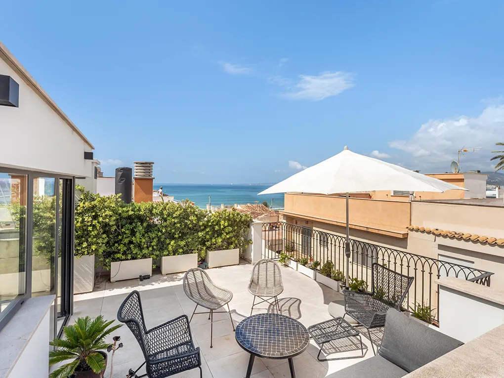 Gerenoveerd huis met tuin, zwembad, dakterras & parkeerplaats in Palma-3