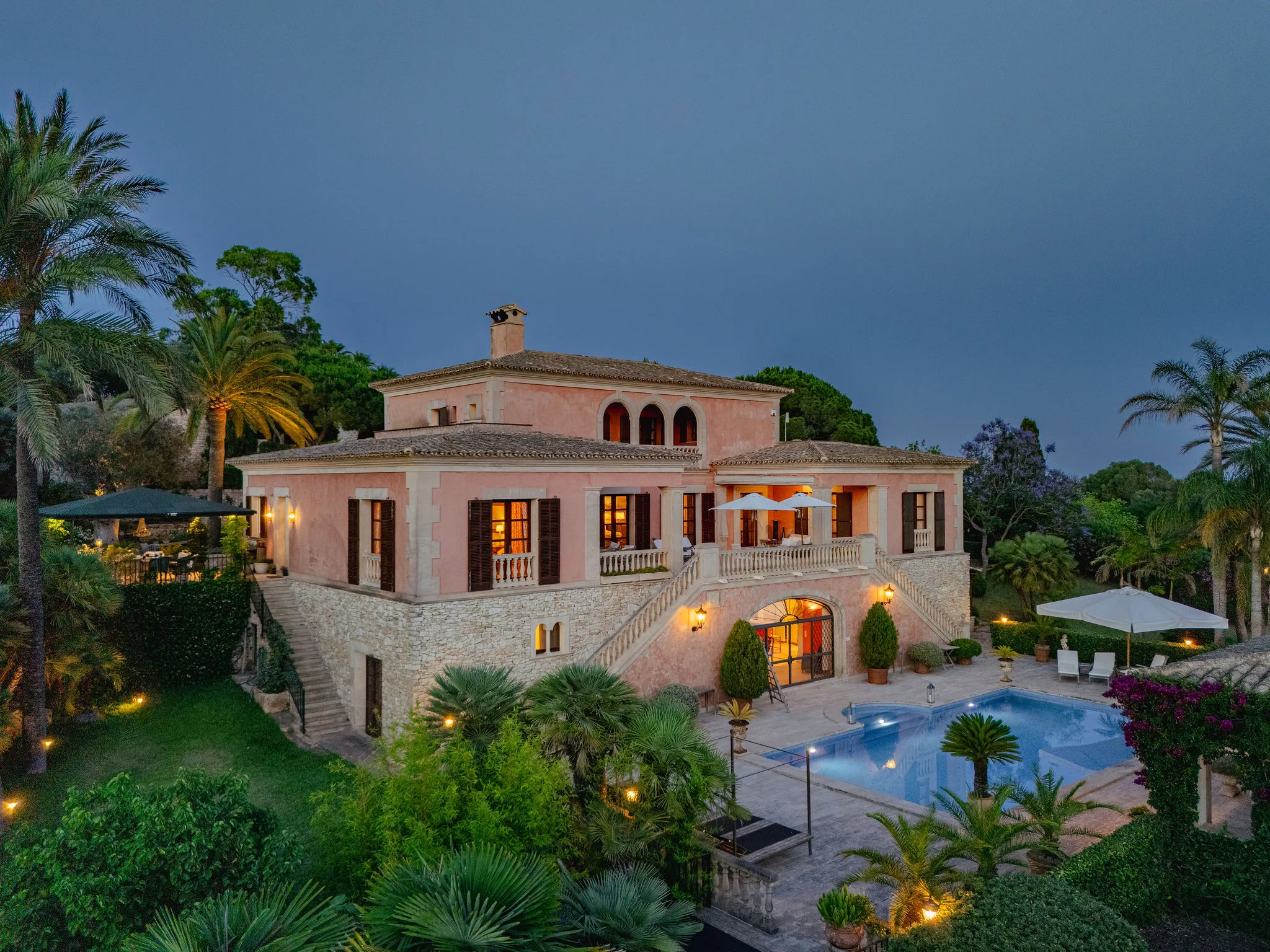 Uniek huis met mediterrane flair
en prachtig uitzicht-5