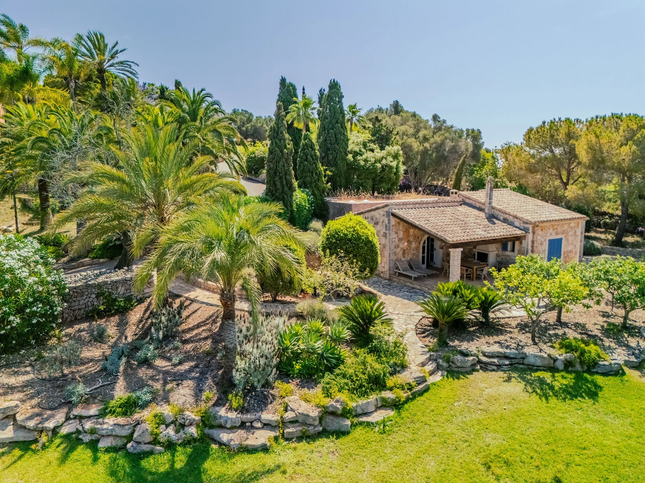 Uniek huis met mediterrane flair
en prachtig uitzicht-12