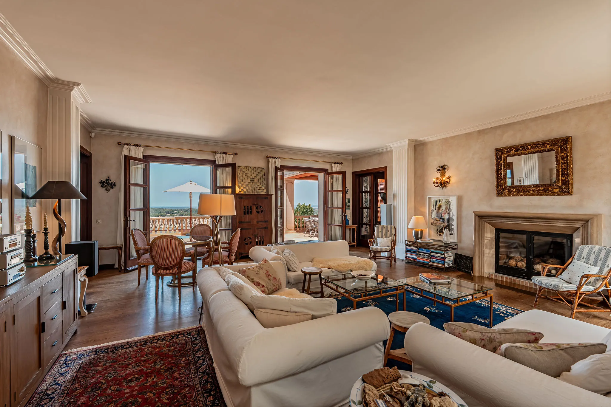 Uniek huis met mediterrane flair
en prachtig uitzicht-8