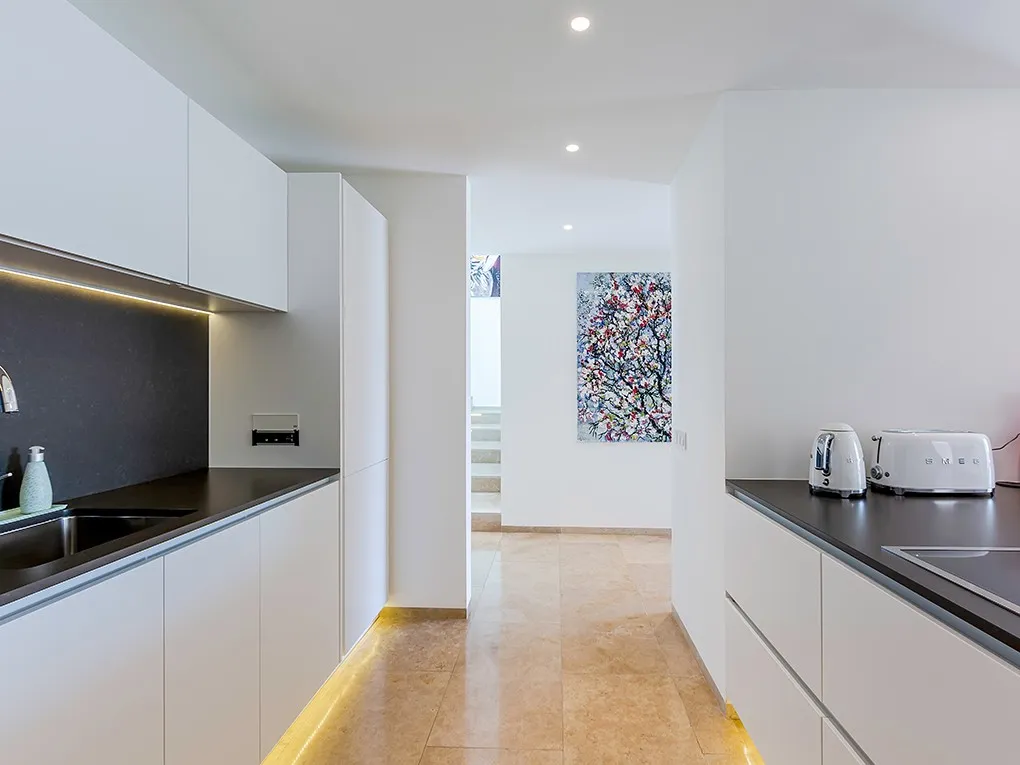 Moderna vila amb vista al mar en luxós complex residencial-20