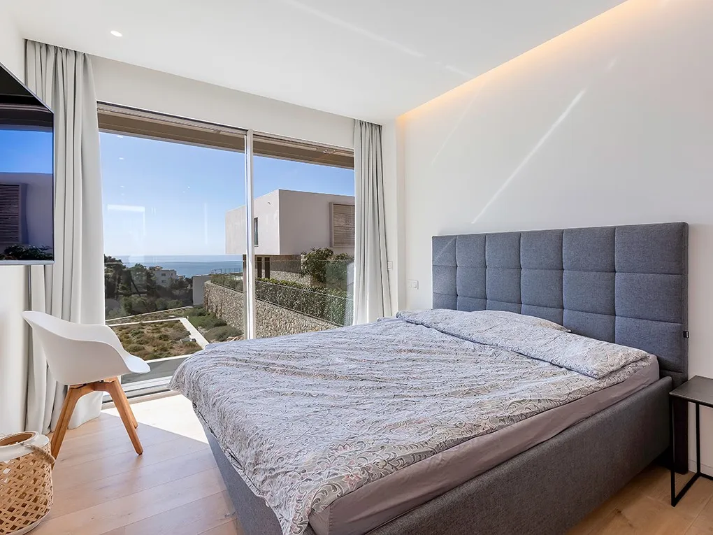 Villa moderna con vista sul mare in un complesso di lusso-9