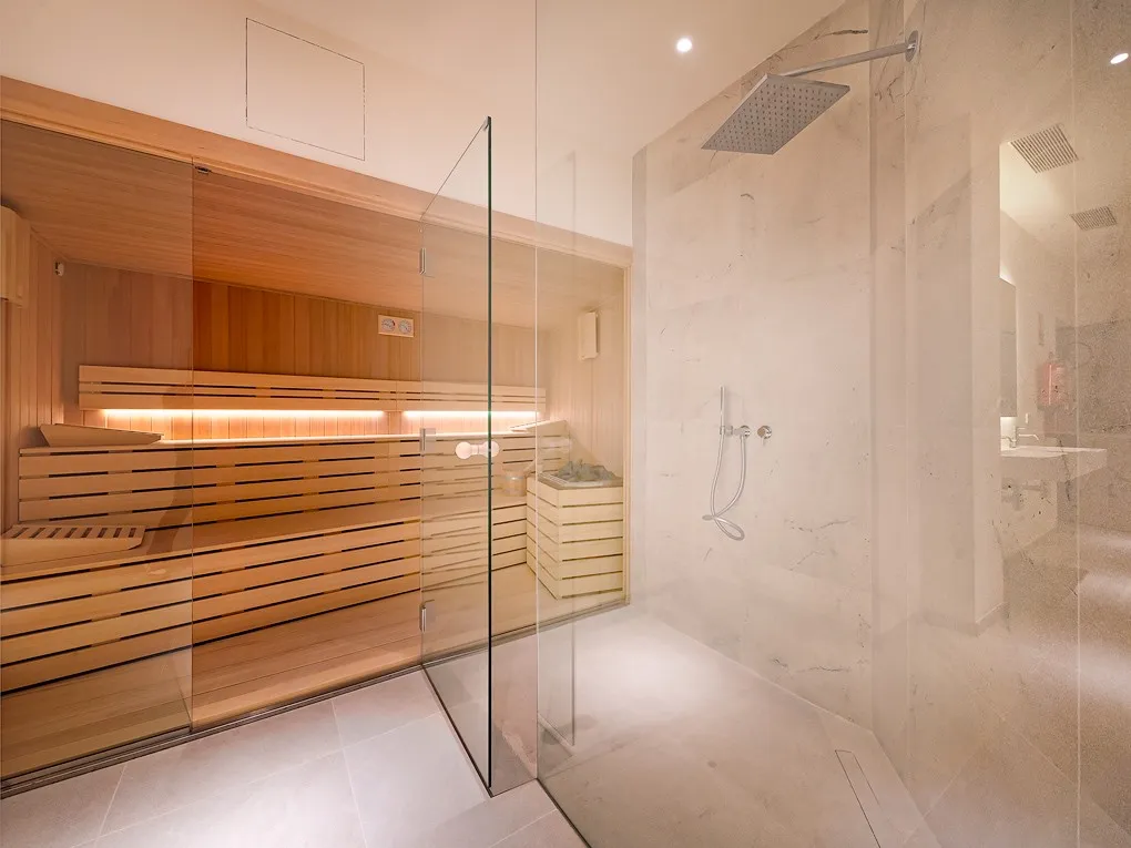 Sea view penthouse with private rooftop pool-14