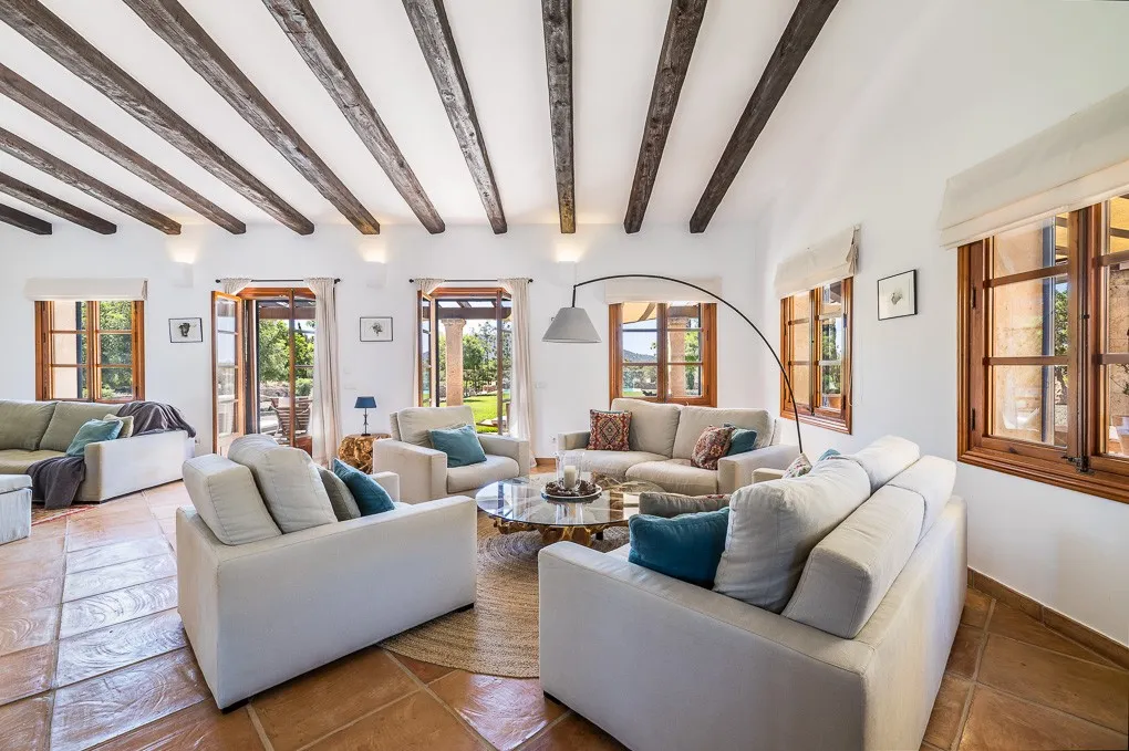 Idyllisk landsted i Alaró med unik udsigt-5