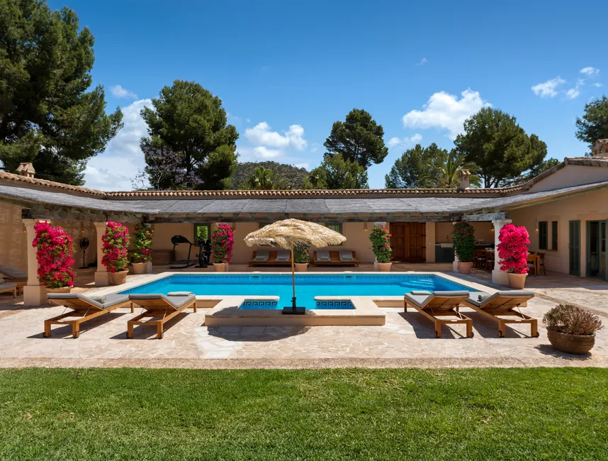 The ultimate family holiday villa in Santa Ponsa-8