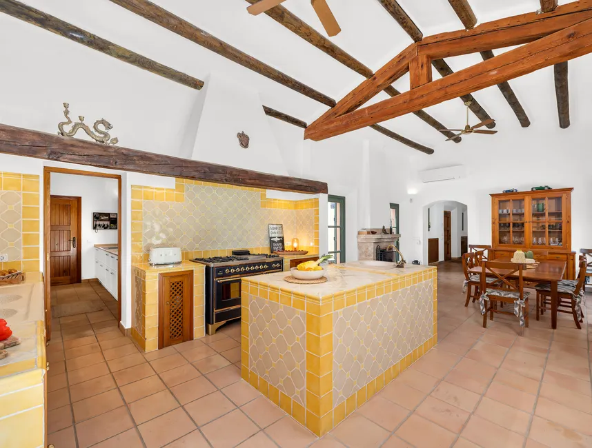 The ultimate family holiday villa in Santa Ponsa-15