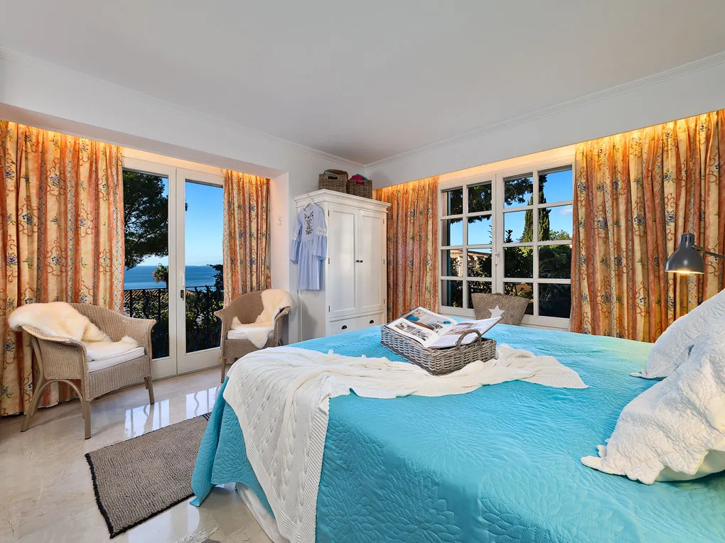 Stilfuld lejlighed med havudsigt og middelhavsflair i Nova Santa Ponsa-9