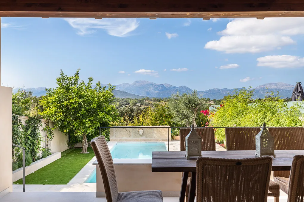 Casa de pueblo con preciosas vistas al campo-3