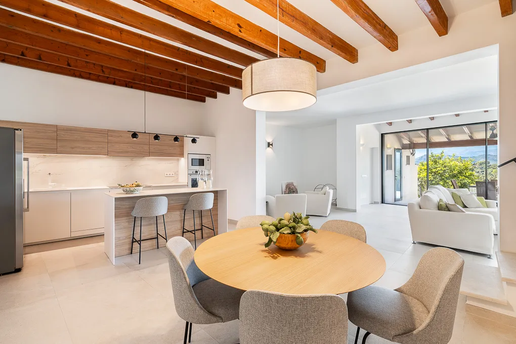 Casa de pueblo con preciosas vistas al campo-4