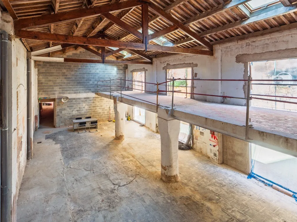 Exclusieve kans: Stijlvolle loft voor renovatie-5