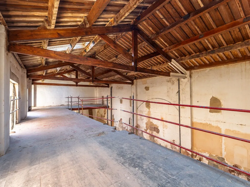 Exclusieve kans: Stijlvolle loft voor renovatie-8