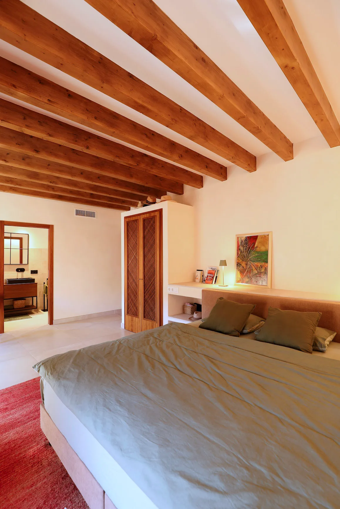 Casa de pueblo modernizada con terraza panorámica-9