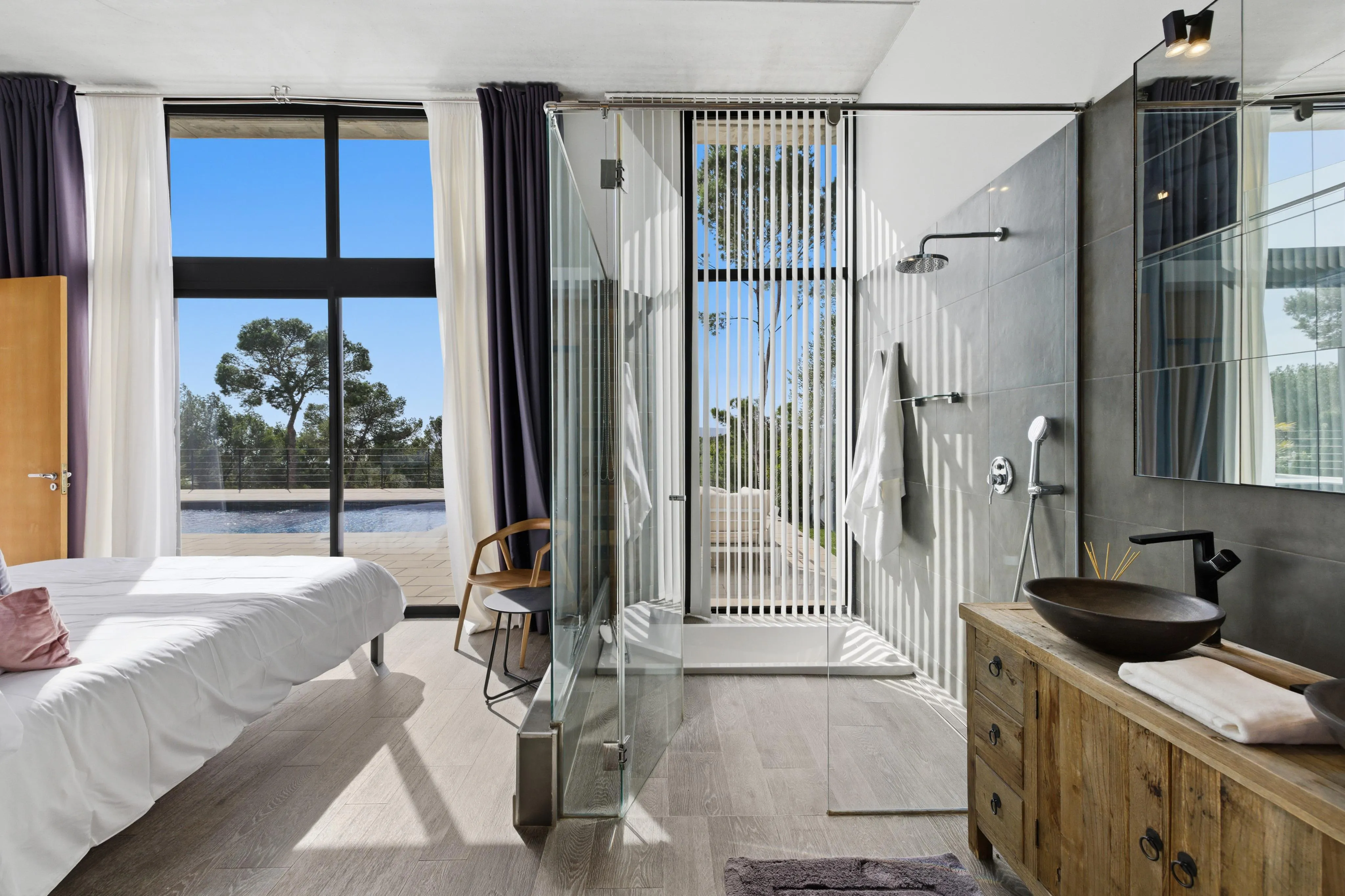 Ultra-modern halfvrijstaand huis aan de Costa de'n Blanes-7