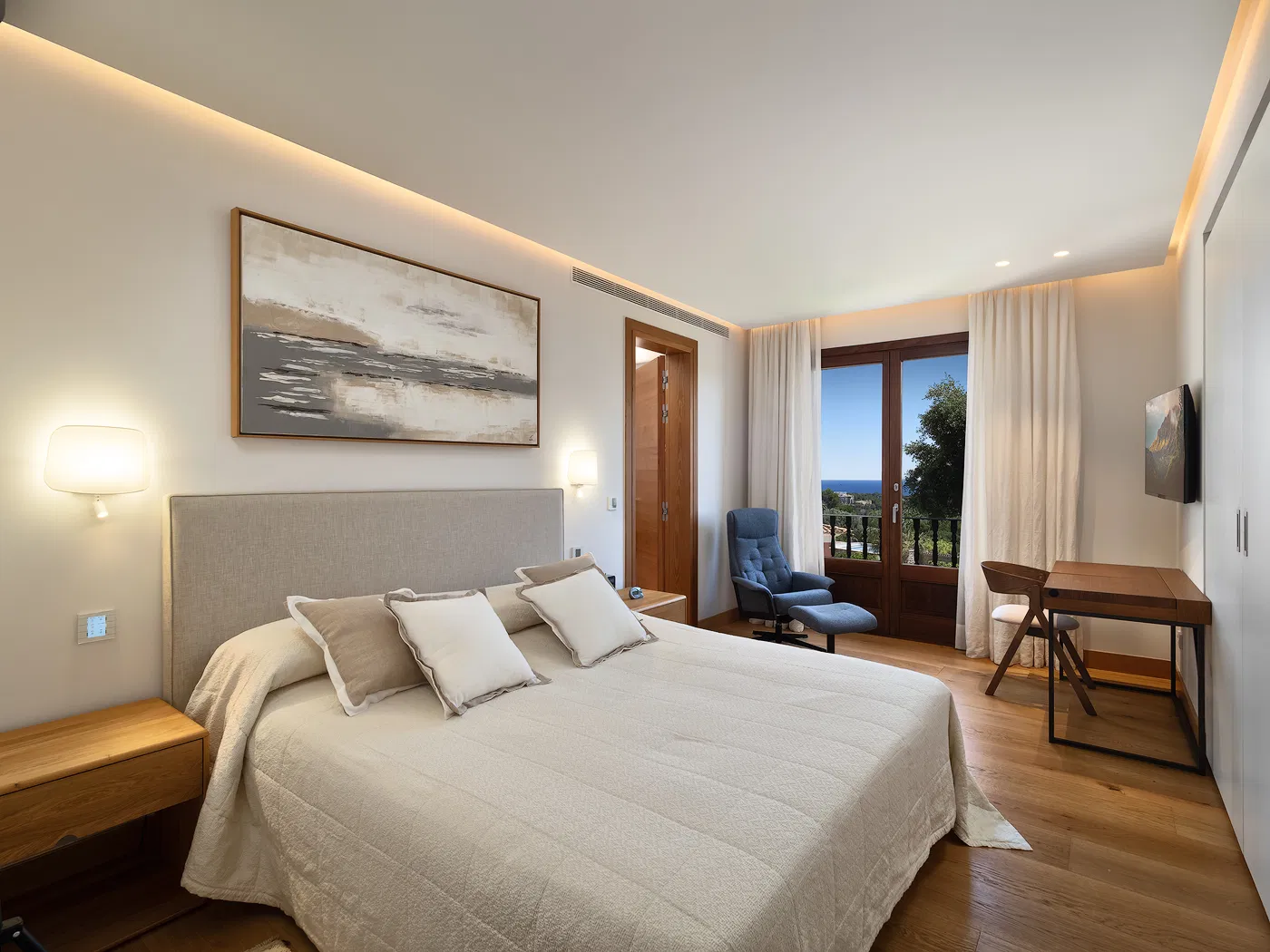 Villa completamente ristrutturata con vista sul mare e straordinarie spazi all’aperto-16