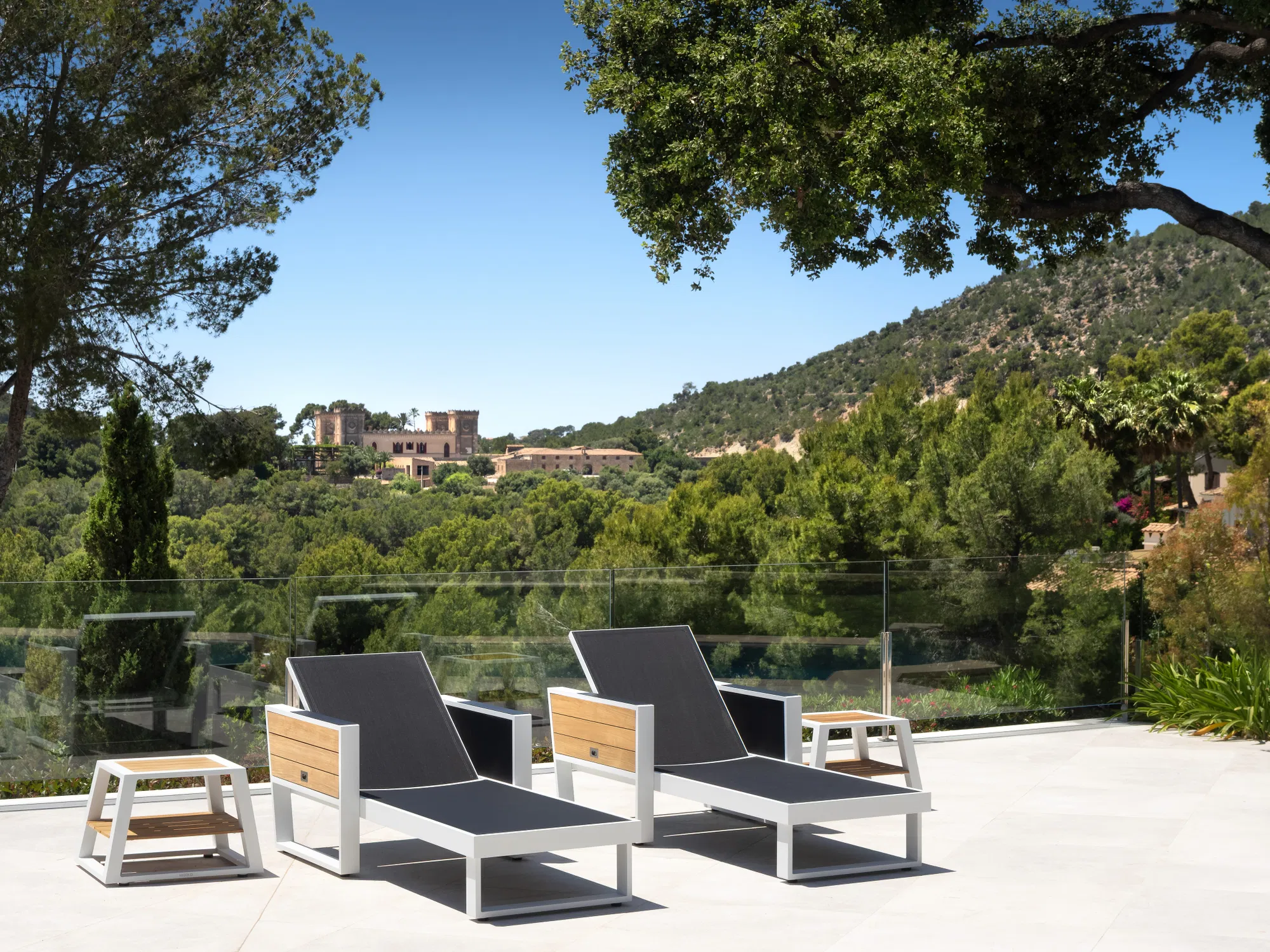 Villa completamente ristrutturata con vista sul mare e straordinarie spazi all’aperto-22