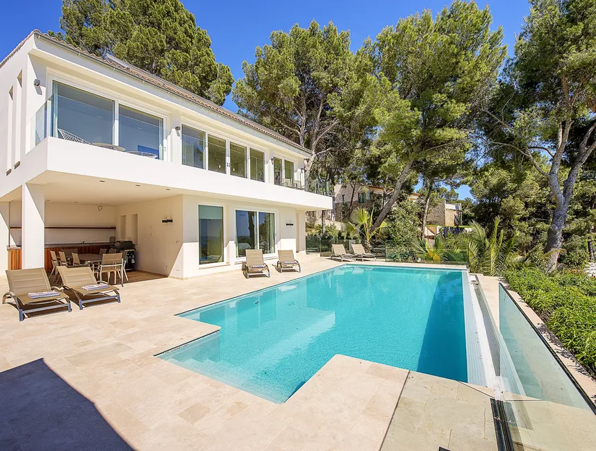 Panoramic Bliss: Holiday Villa in Portals Hills-22