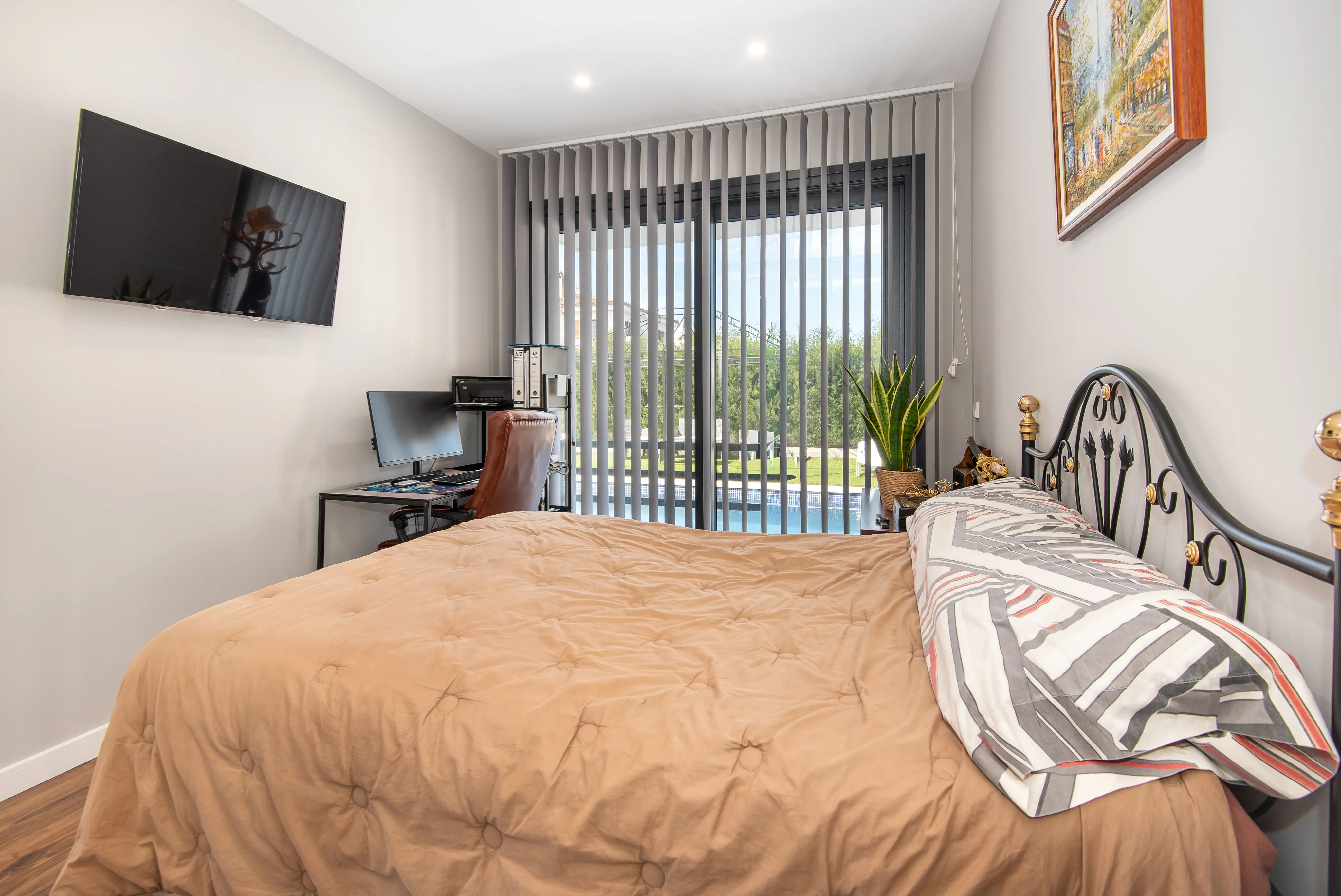 Vila moderna prop del mar-14