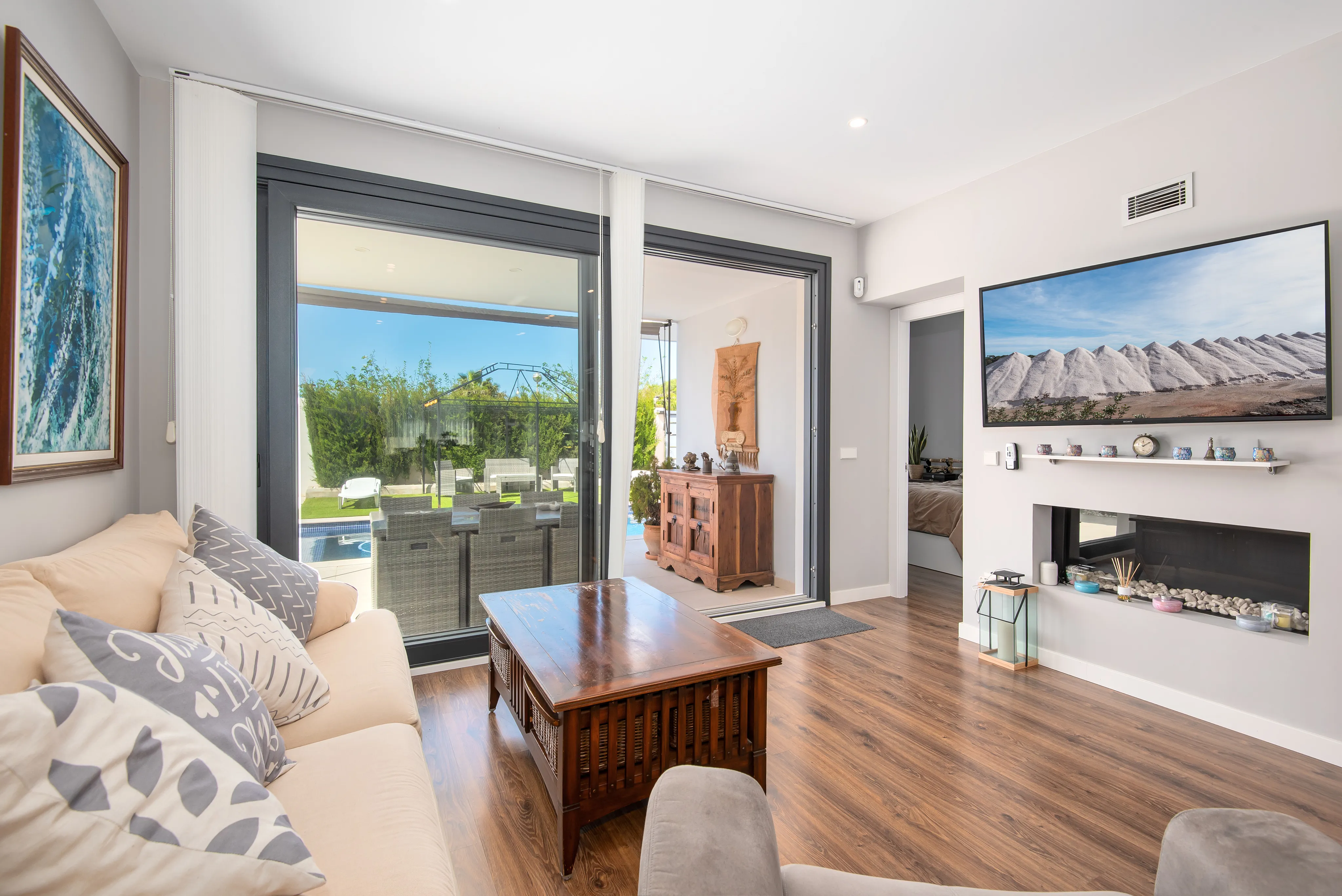 Vila moderna prop del mar-10