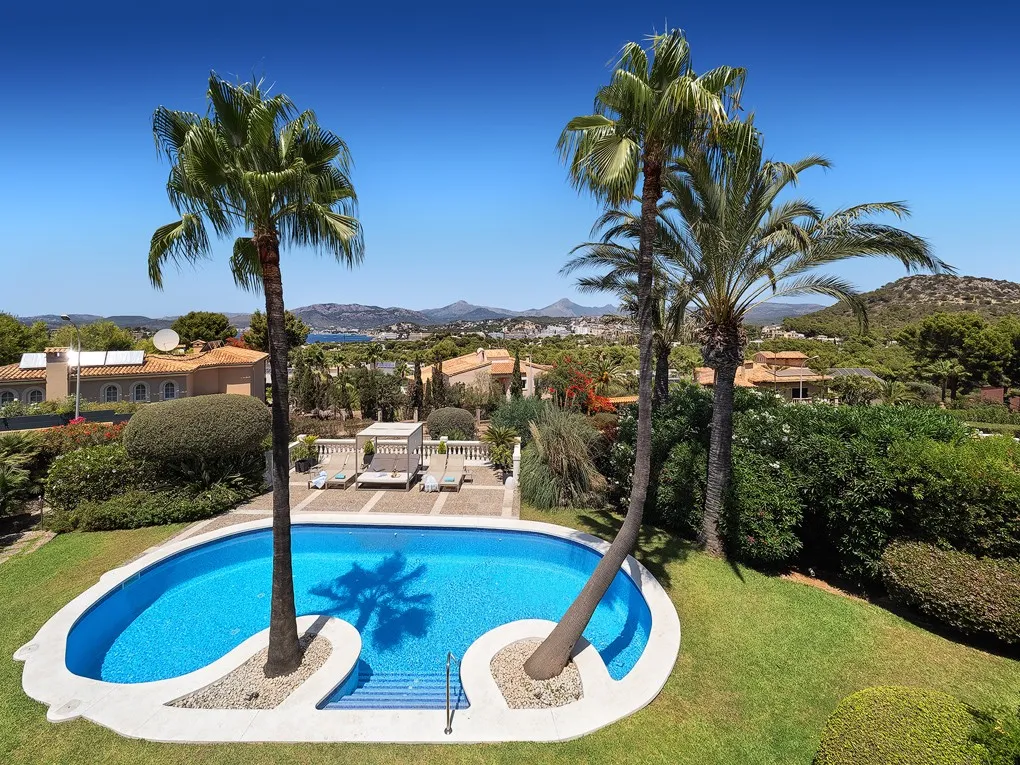 Fantàstica vila en una exclusiva zona residencial-8