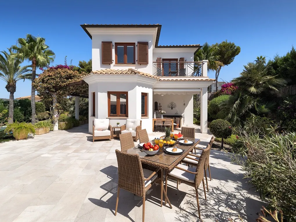 Fantàstica vila en una exclusiva zona residencial-13