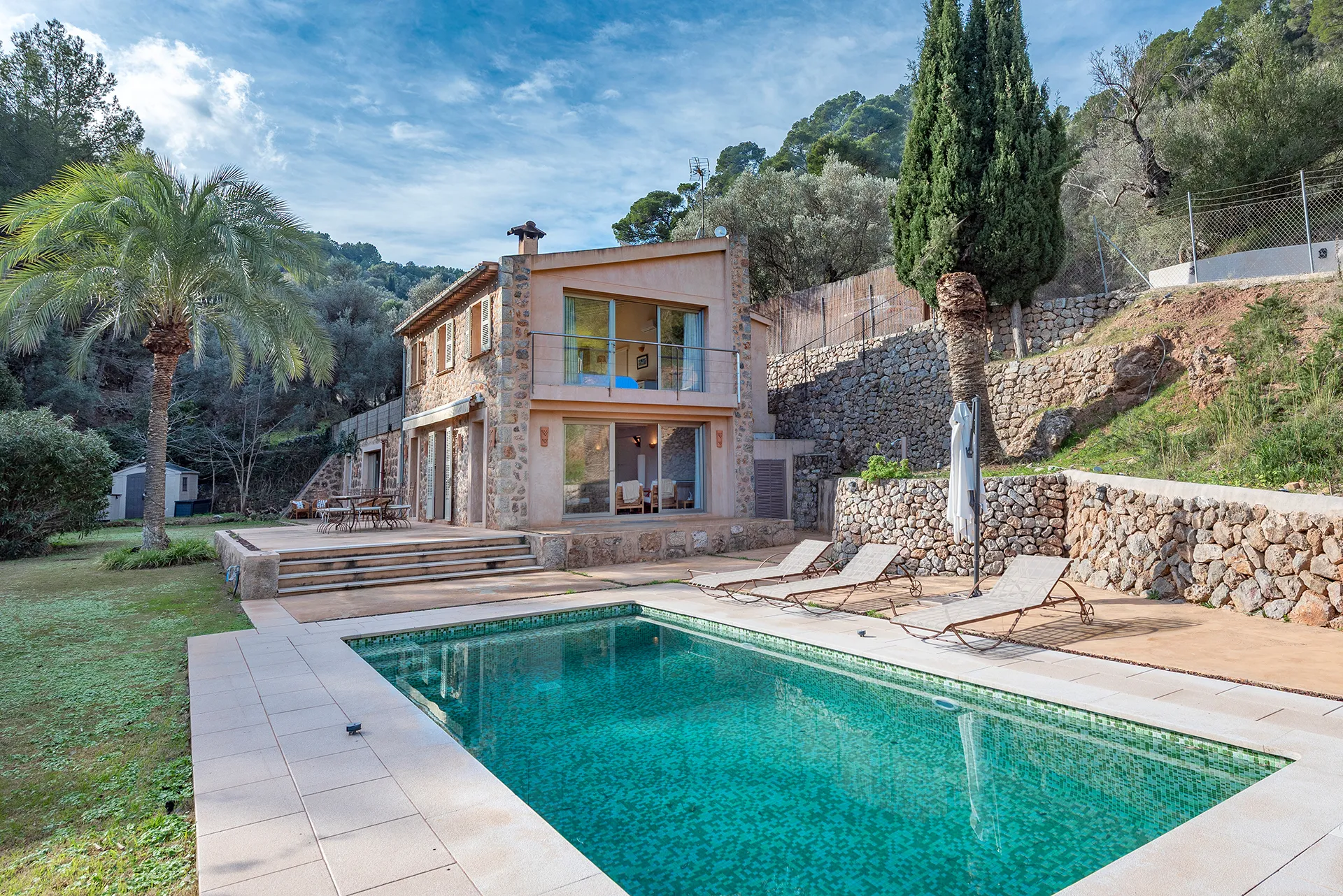 Casa de vacaciones bellamente situada en un entorno tranquilo y privado cerca de Sóller-1