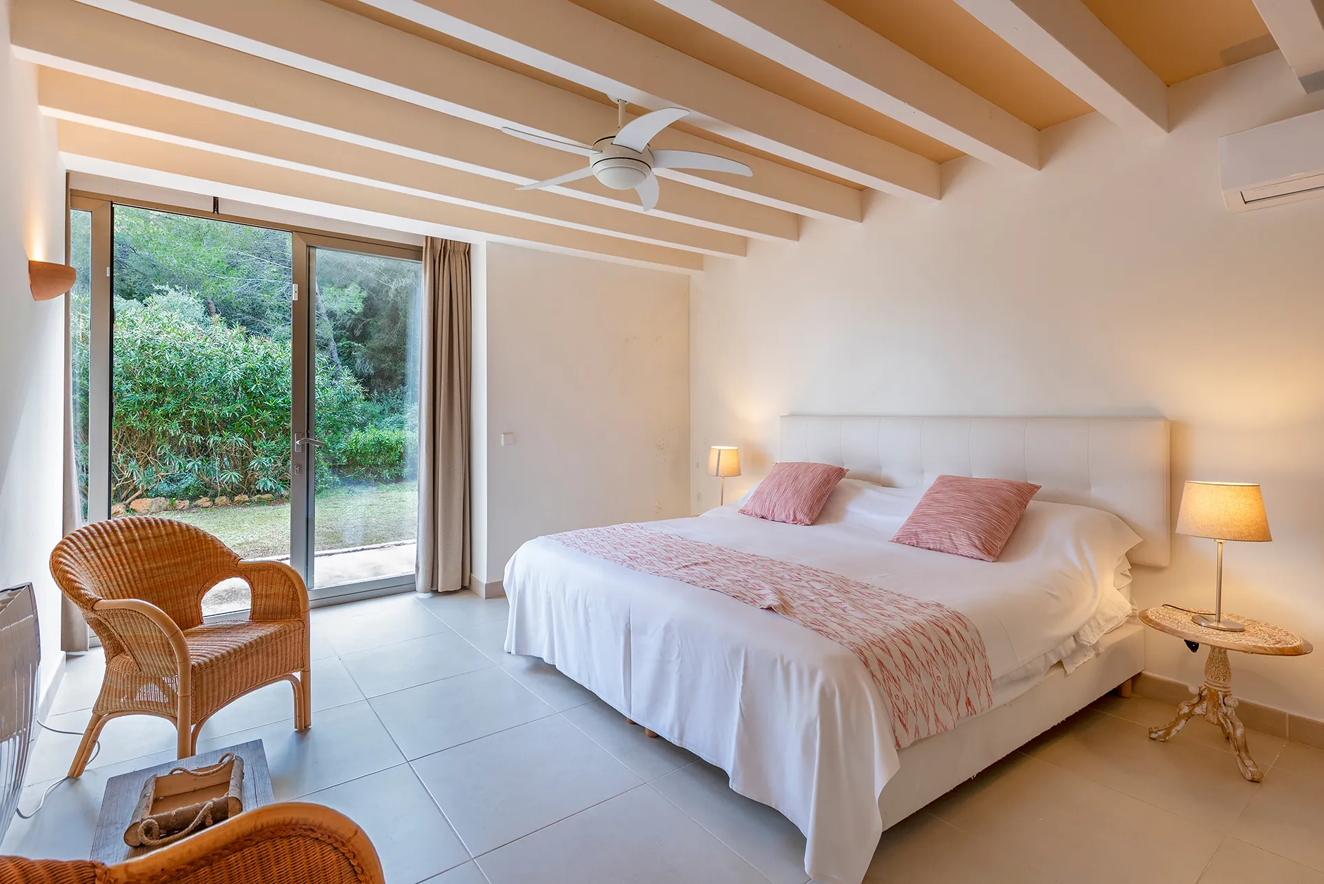 Casa de vacaciones bellamente situada en un entorno tranquilo y privado cerca de Sóller-16