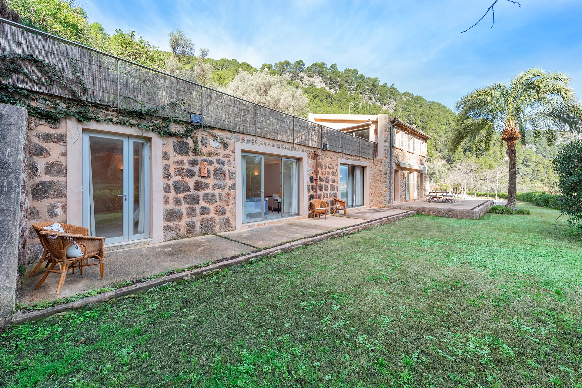 Maison de vacances magnifiquement située dans un environnement calme et privé près de Sóller-3