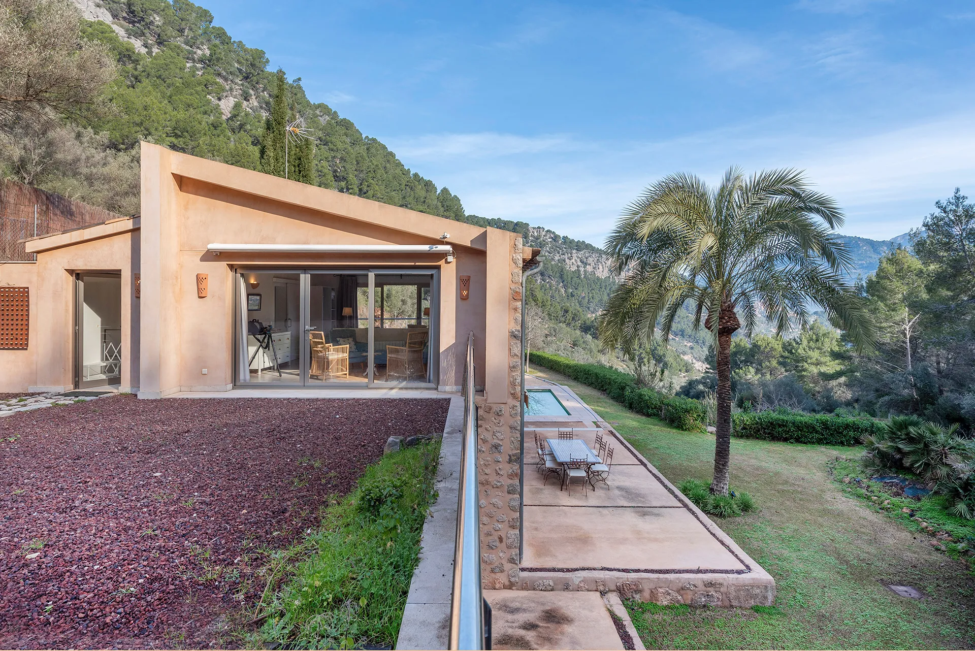 Maison de vacances magnifiquement située dans un environnement calme et privé près de Sóller-2