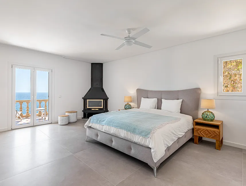 Paradís enfront del mar per a unes vacances de somni. Accés directe al mar a Santa Ponsa-9