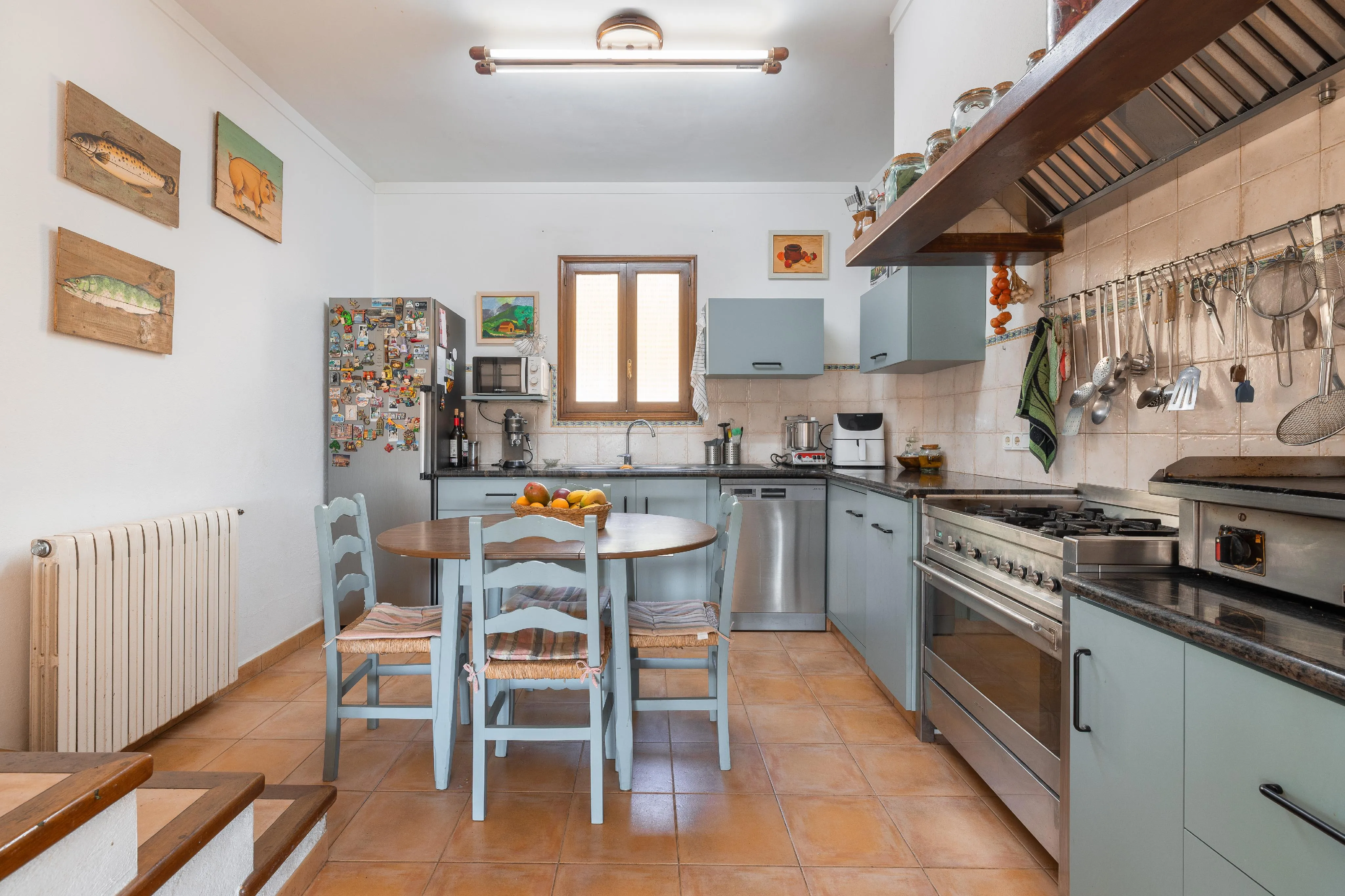 Exklusivt radhus i Selva med pool, garage och fantastisk panoramautsikt-3