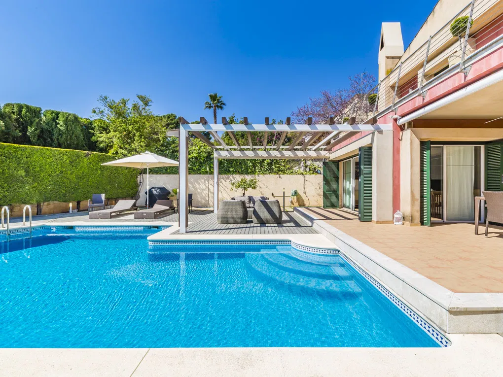 Magnifique propriété familiale dans un cadre exceptionnel-3