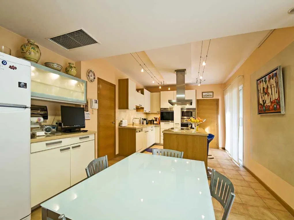 Magnifique propriété familiale dans un cadre exceptionnel-5