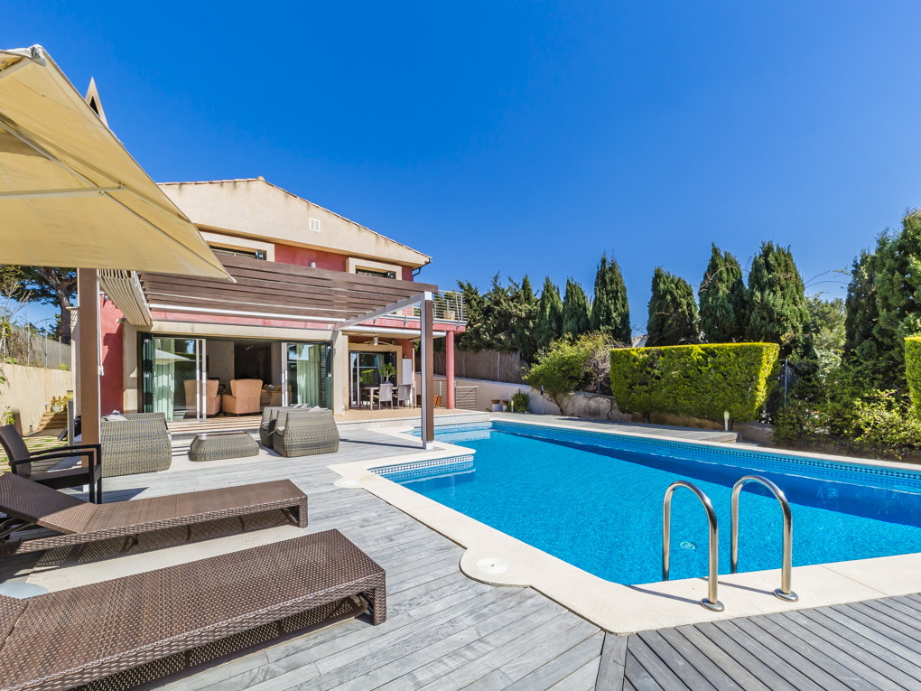 Magnifique propriété familiale dans un cadre exceptionnel-2