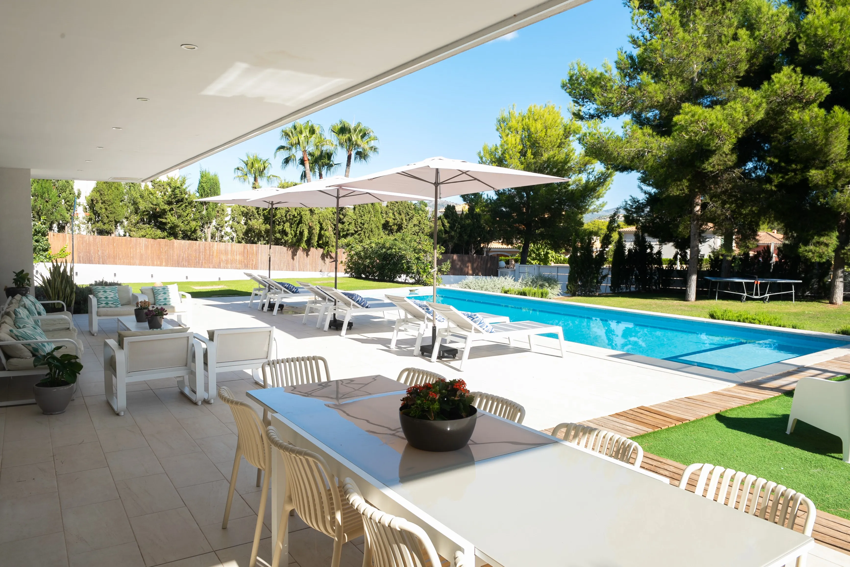 Vila moderna amb grans comoditats-2