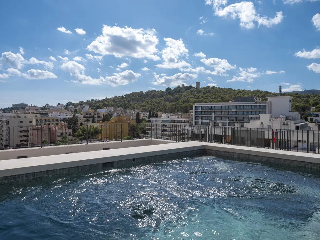 Nowo wybudowany penthouse w nowoczesnym kompleksie-1